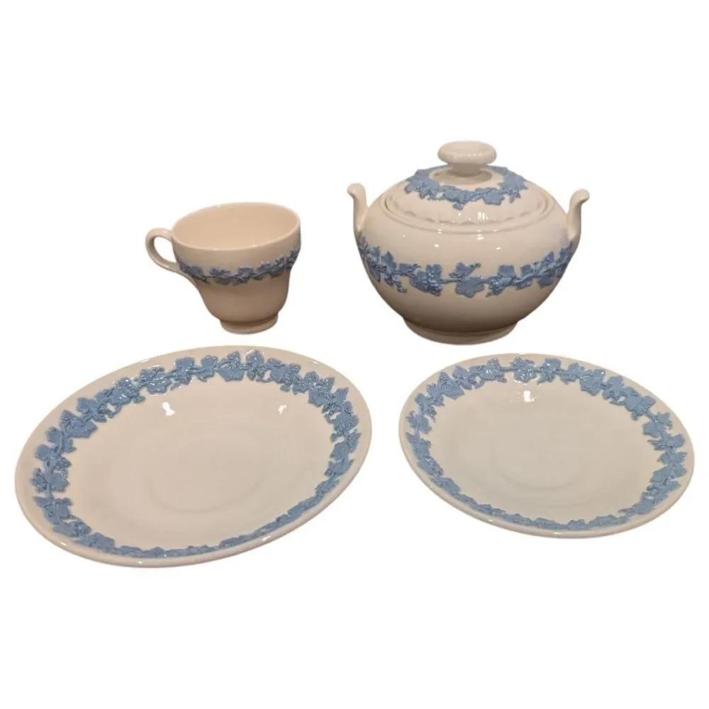 Wedgwood #2243 20th Century 40's-80's Embossed Queens Ware tea set serving piece